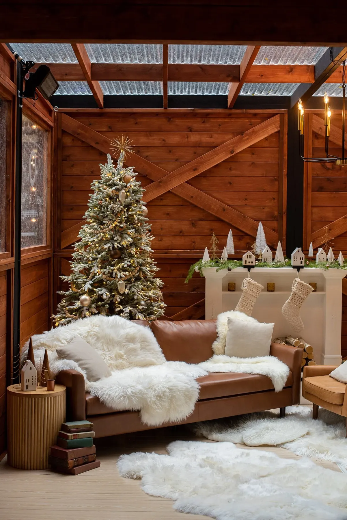 The 8 Must-Have Christmas Decorations for Your Home and Why Christmas  Decorations