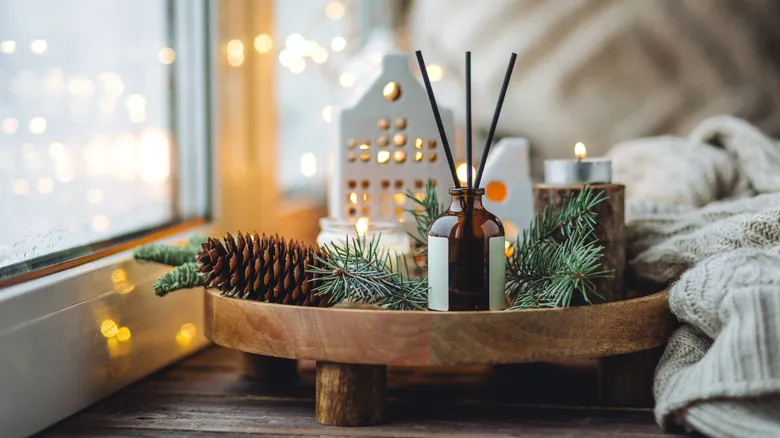 The Best Minimalist Holiday Decor Comes Straight From Your Garden