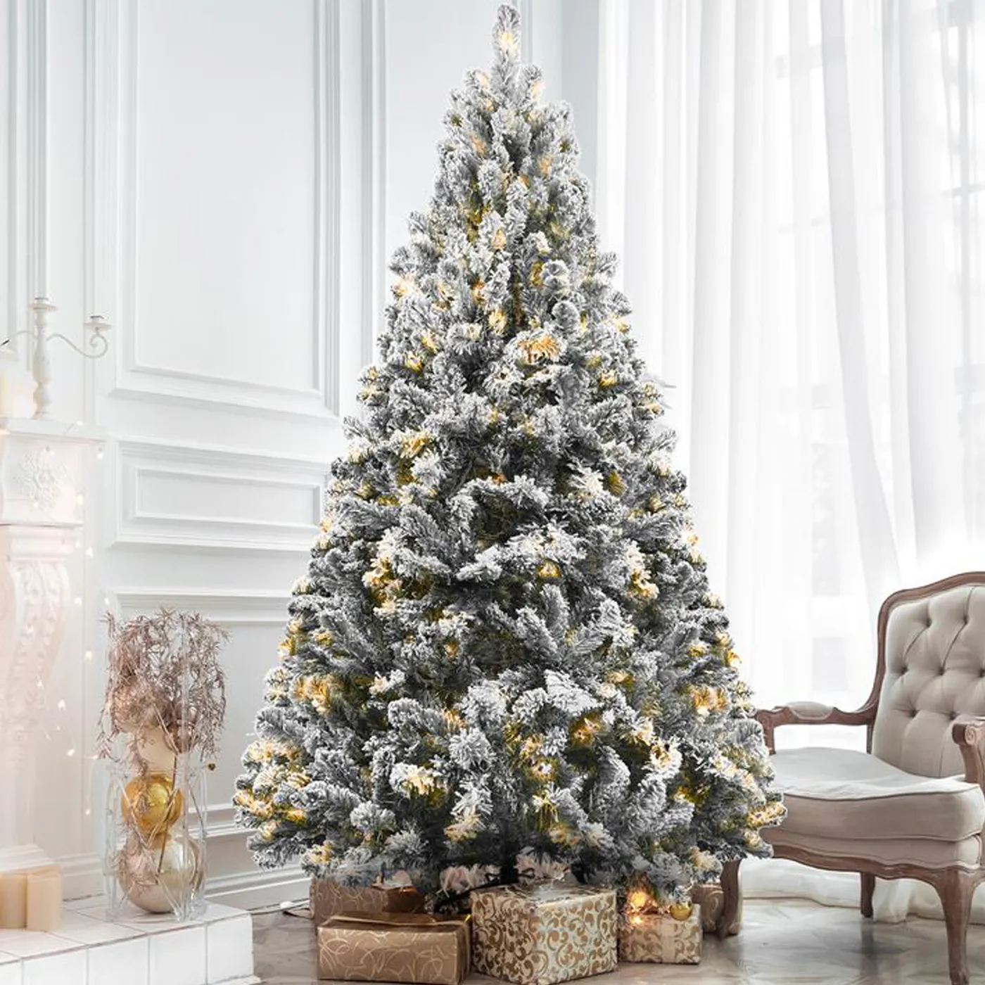 The Holiday Aisle® 6 Ft Snow Flocked Christmas Tree, Artificial 6 ft. Pre-Lit LED
