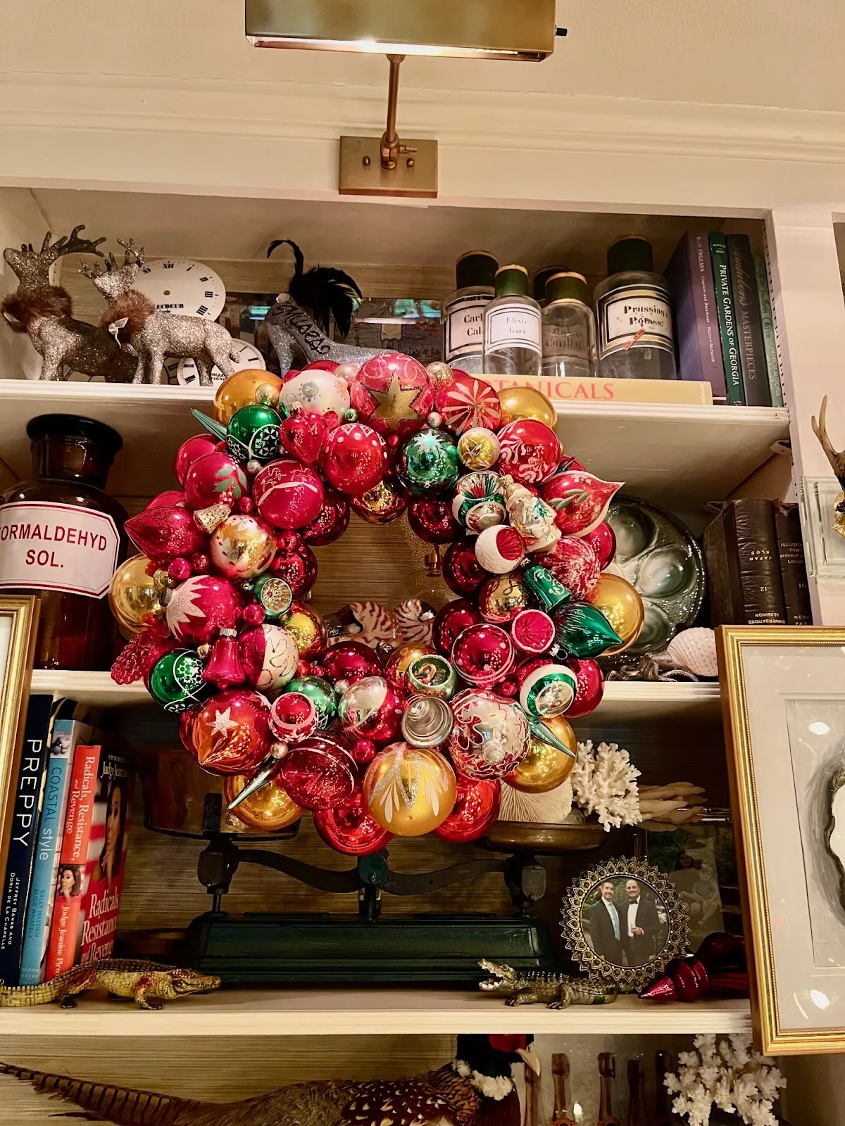 The Uptown Acorn: It's Looking A Lot Like Christmas {Vintage Baubles-  Wreath & Tree}