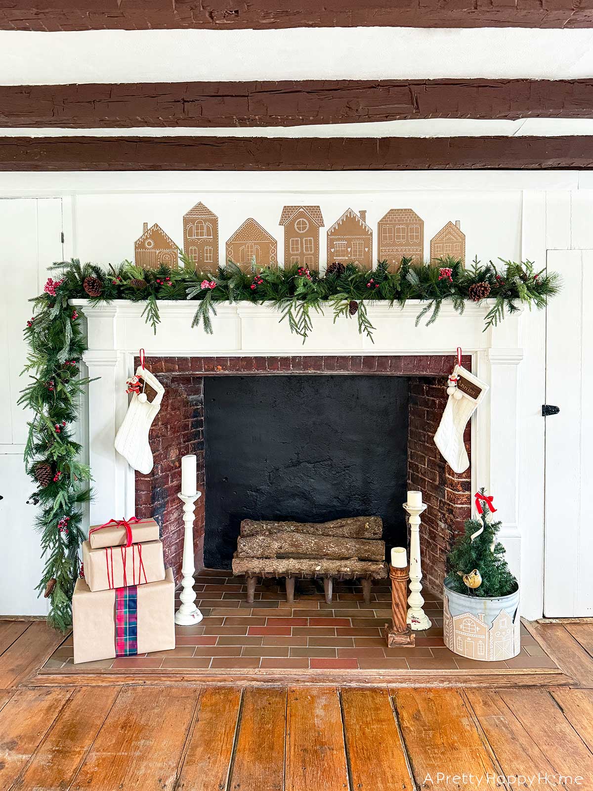 Three Christmas Fireplaces – A Pretty Happy Home