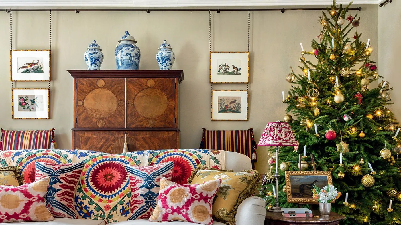 Traditional Christmas decorations: 10 stylish examples to copy this year | House & Garden