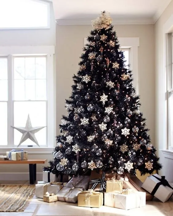 Traditional Holiday Decor vs My Obsession with a Black Christmas — Lauren  Ashley Experiences