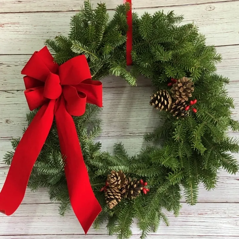 Traditional Wreaths - Designer Picks | Foter