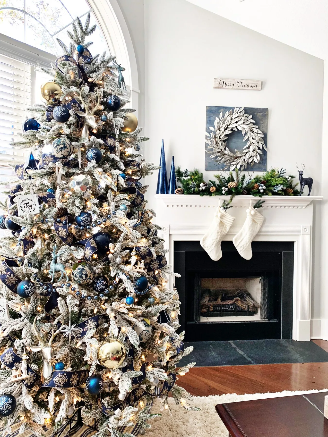 Tree Decorations Living Room Tree Blue Lamps 28 Blue Christmas Tree Decorations For A Unique, Magical