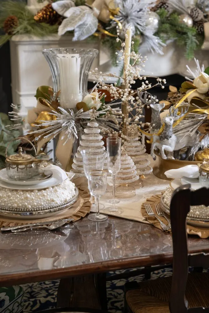 Unveiling Gilded Traditional: A Timeless Christmas Elegance – Nell Hill's