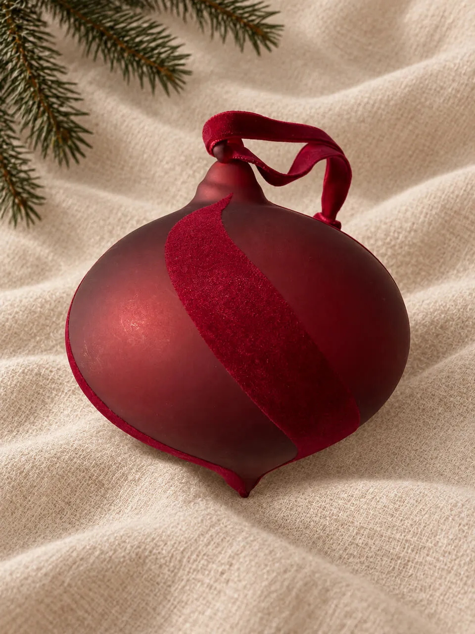 Velvet Swirl Burgundy Glass Baubles – Set of 3 | Layered Lounge
