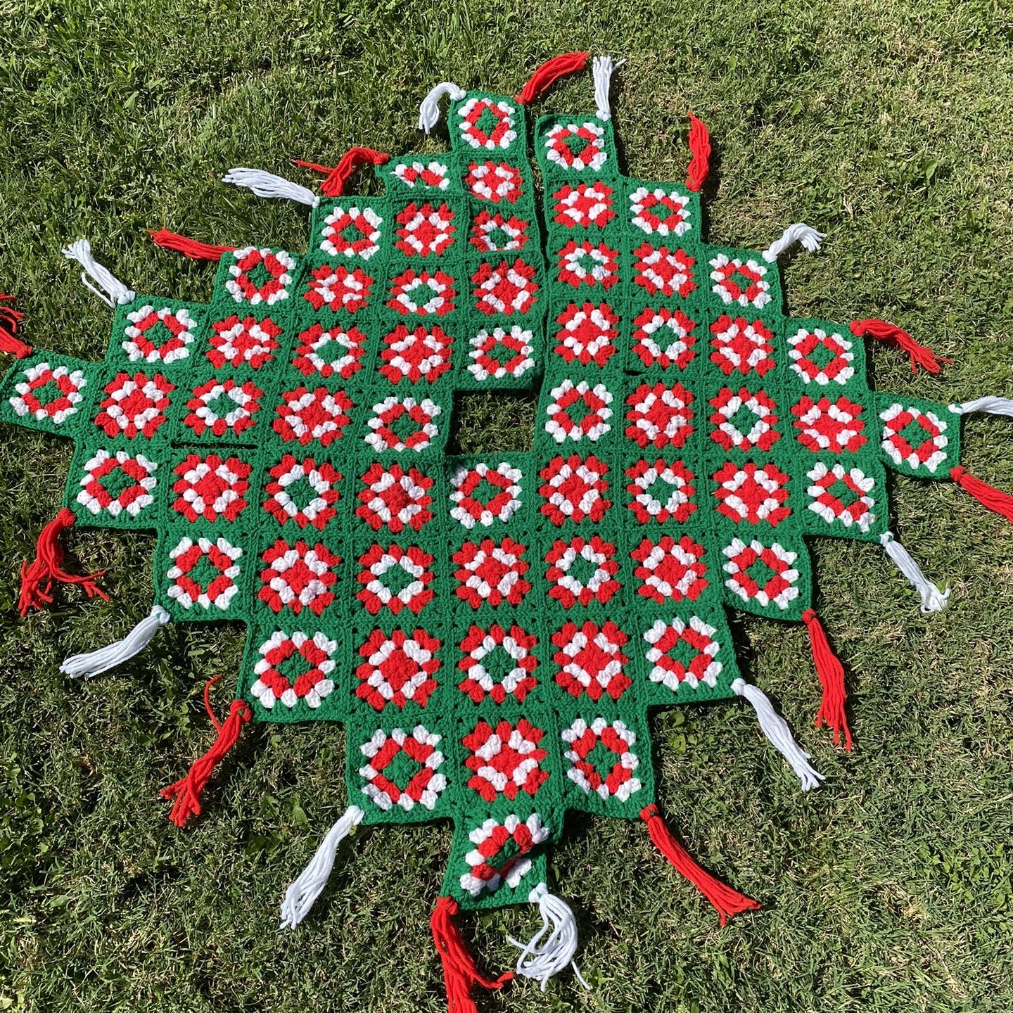 Vintage Handmade Crochet Granny Square Christmas Tree Skirt for Sale in  Riverside, CA - OfferUp