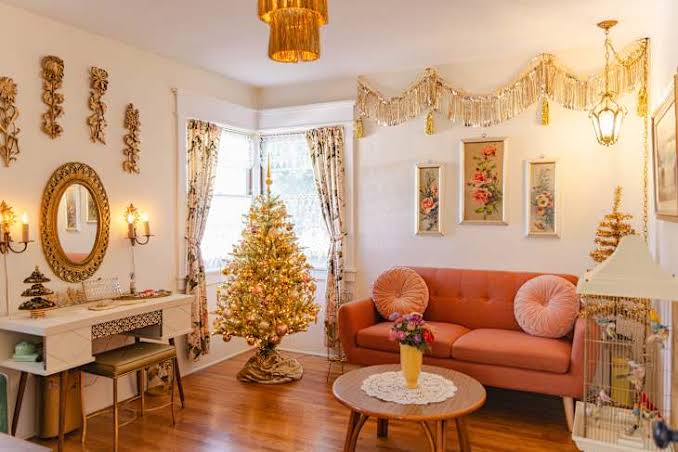 Walmart's Holiday Metal Deer Tabletop Decoration Is Back | Apartment Therapy