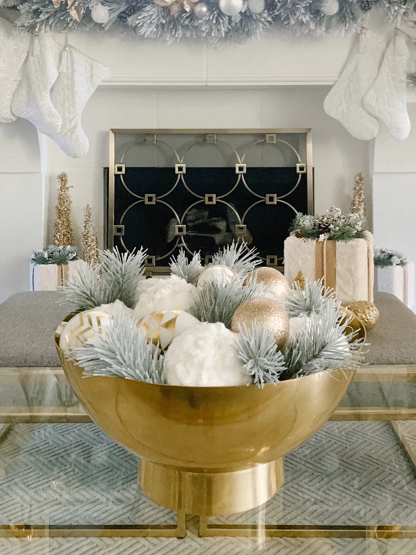 White and Gold Christmas Living Room: Tree & Mantel
