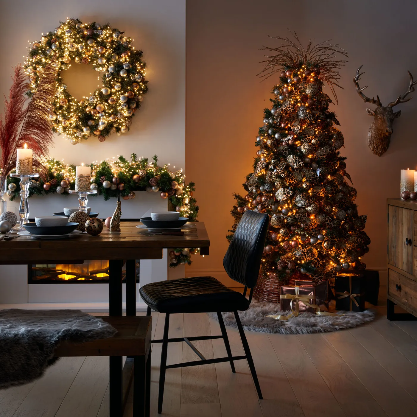 Wildly Glamorous Wildly Glamorous | Housing Units Christmas 2020