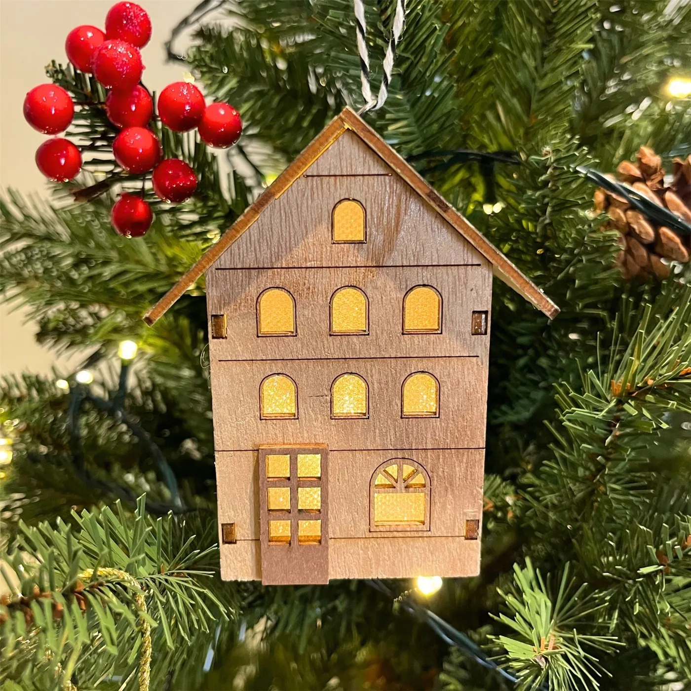Wooden Christmas Lighted Ornaments Mini LED Christmas House Bauble Light-up  Wooden Christmas House Tree Ornament