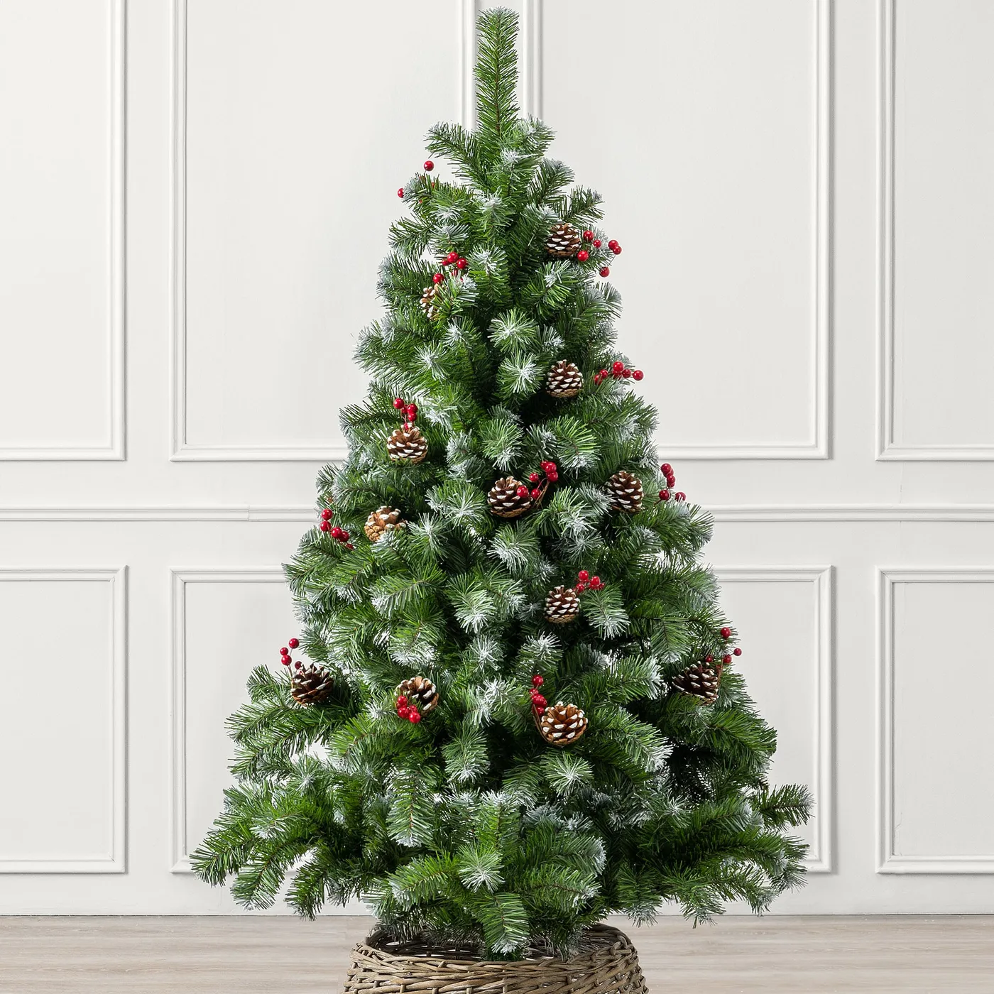 Woodland Spruce Artificial Christmas Tree | 5ft–7ft | Christow