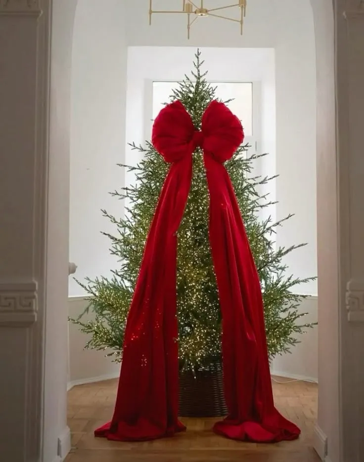 XXL Ribbon Bows on the Christmas Tree: How to Style the Trend | Sapins.be