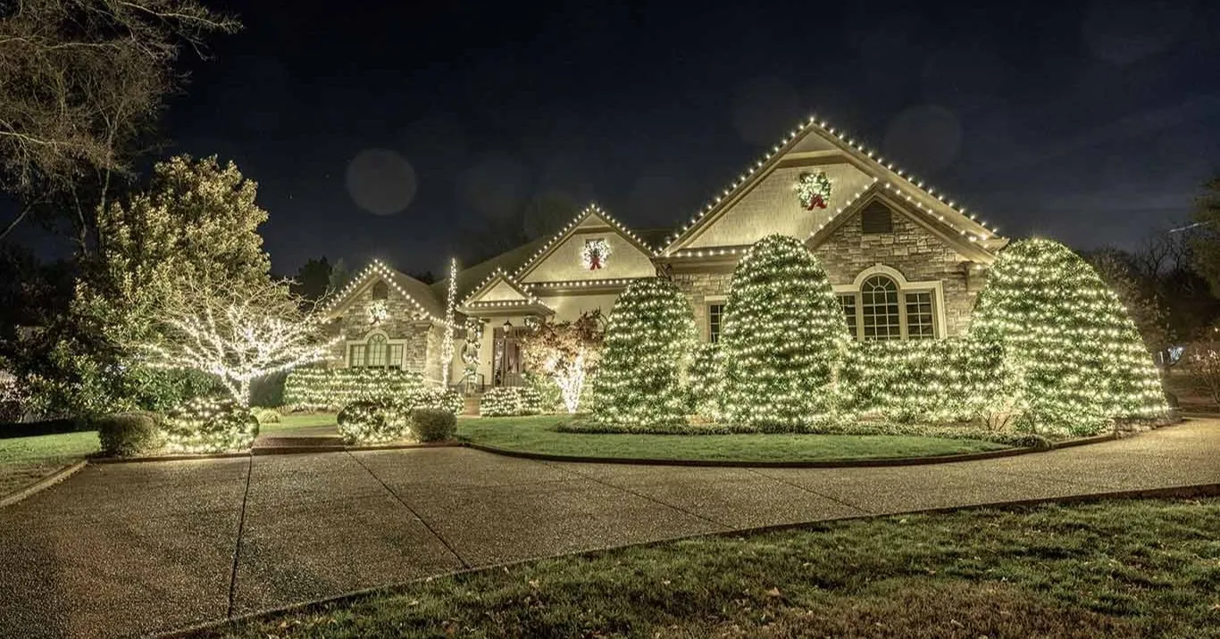 Your Ultimate Guide to Middle Tennessee Christmas Lights | Light Up  Nashville